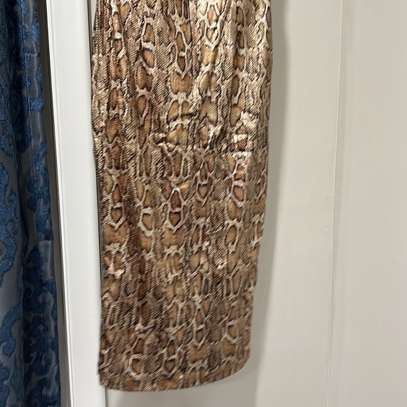 Nookie Blind Date Midi Dress in Bronze - Picture 8 of 11
